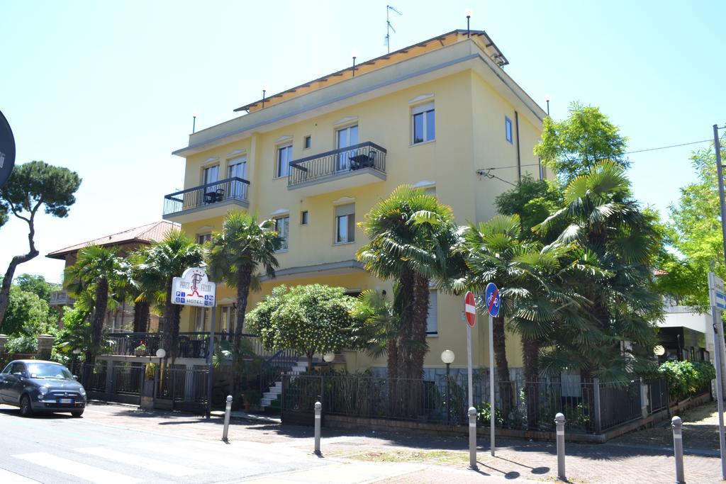 Hotel Parco Fellini Rimini Exterior foto