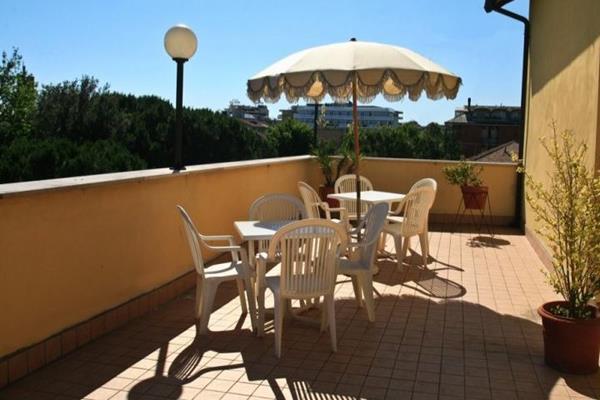 Hotel Parco Fellini Rimini Exterior foto